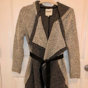 BB Dakota Black/White Boucle Sweater Jacket Medium